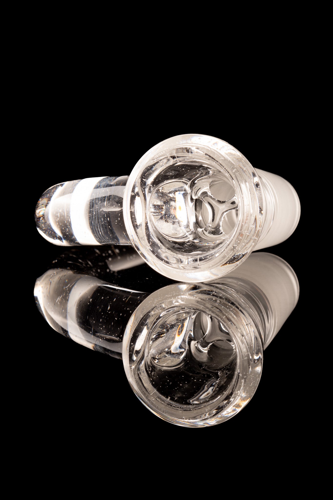 Asu Glass - 18mm 3-Hole Accented Horn Slide - Sprites (UV)