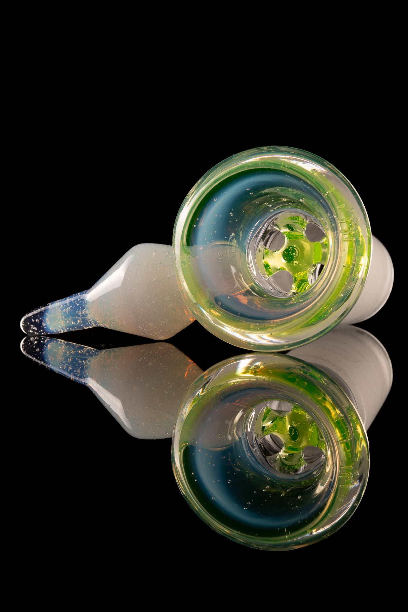 Discobox Glass - 18mm 4 Hole Colour Slide - 13