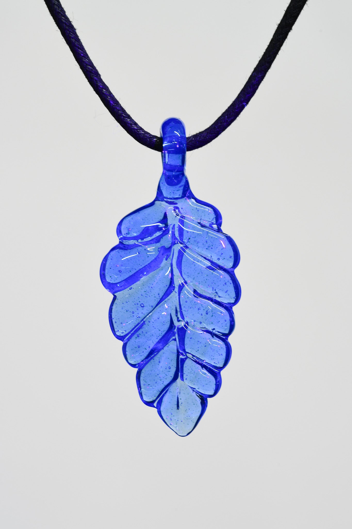 Kitty Meow Glass - Leaf Pendant - Atomic Blue Stardust (UV)