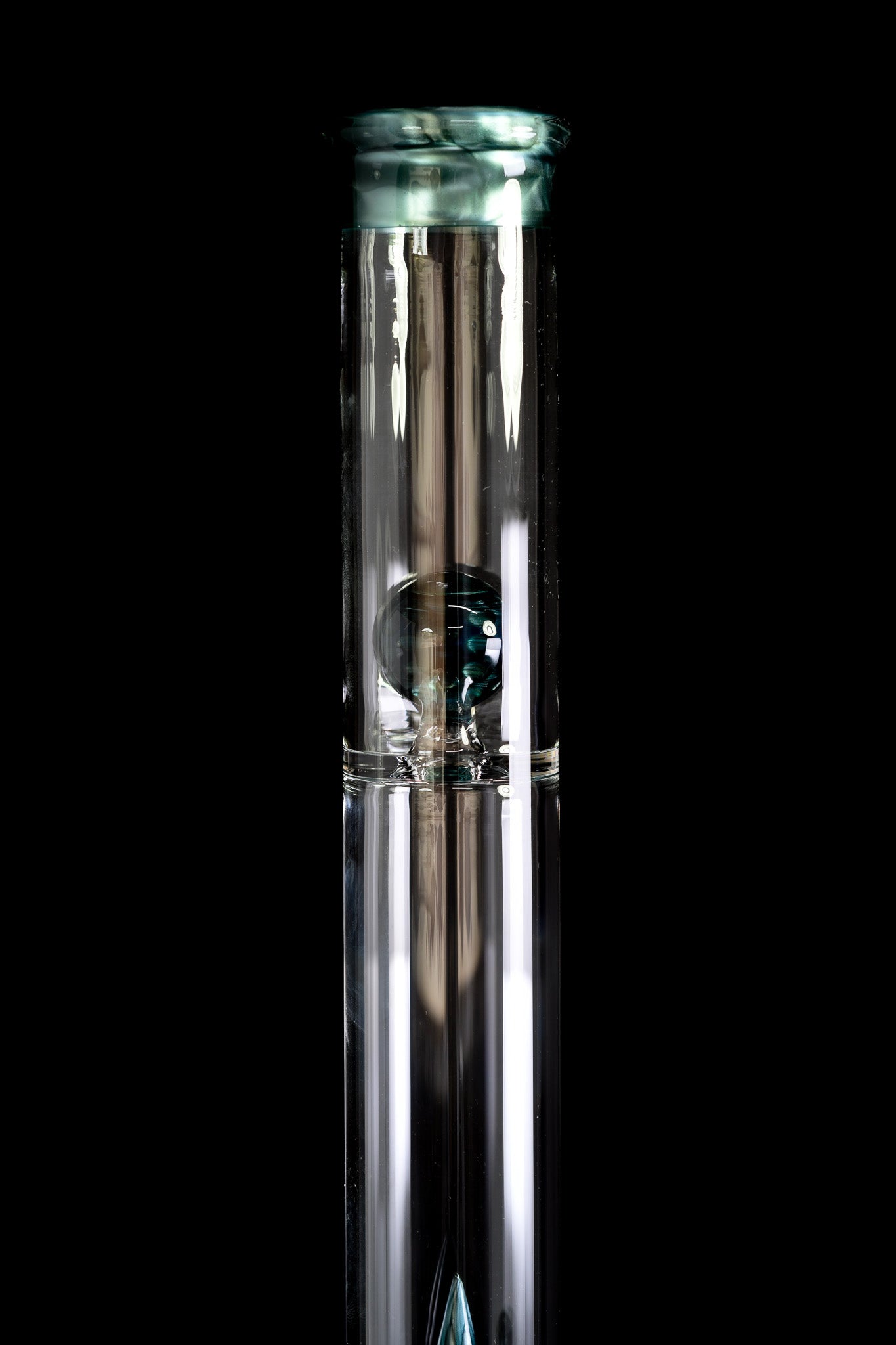 Green Belt Glass - Full Accent Worked Imp W/ Drain - Neptunium