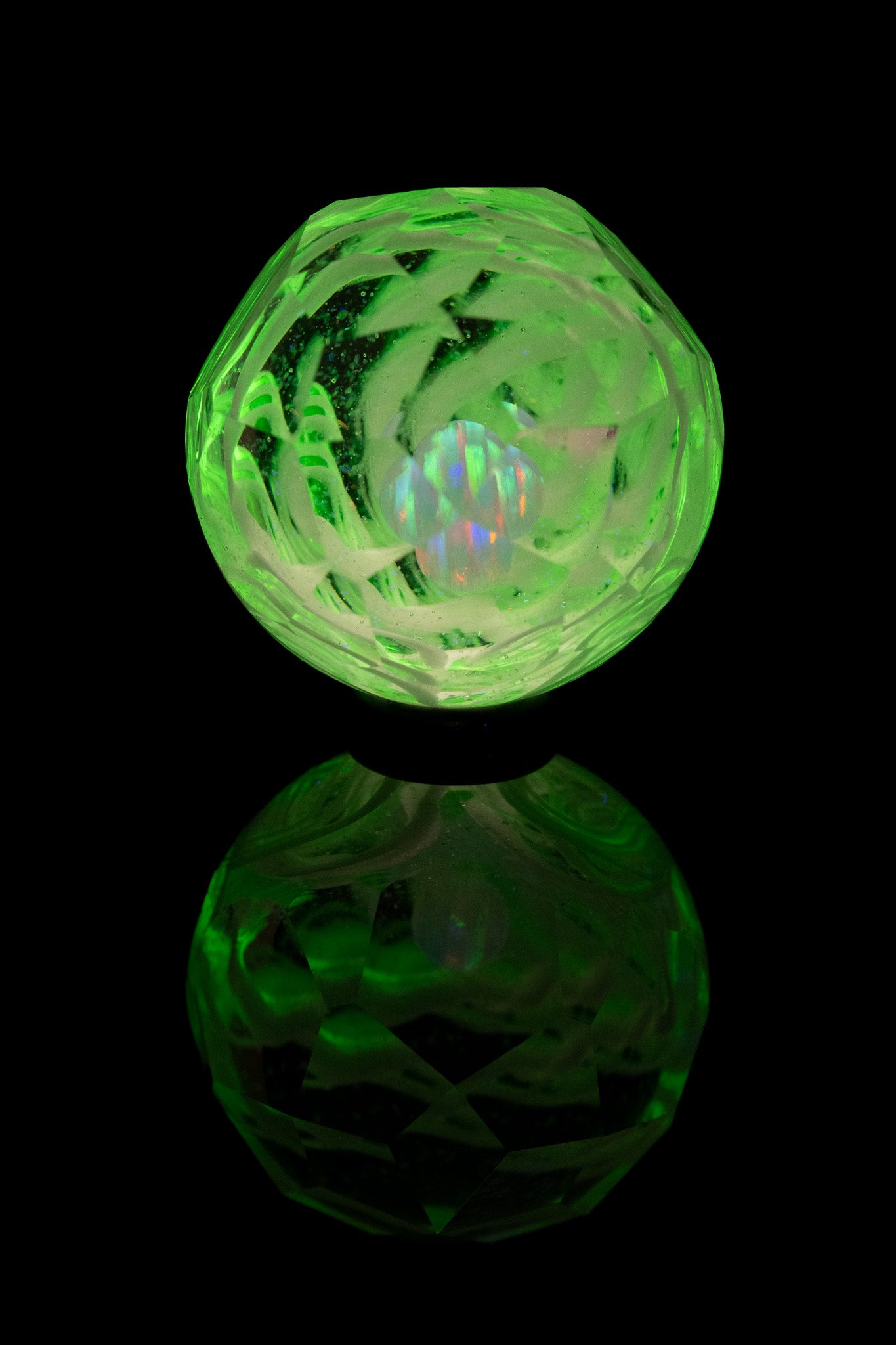 Scomo Glass - Faceted UV Scribble Tech Roller W/ Opal