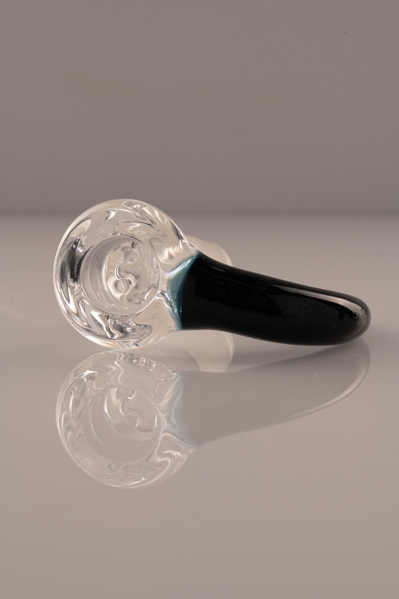 Green Belt Glass - 18mm 4 Hole Accented Horn Slide - 9