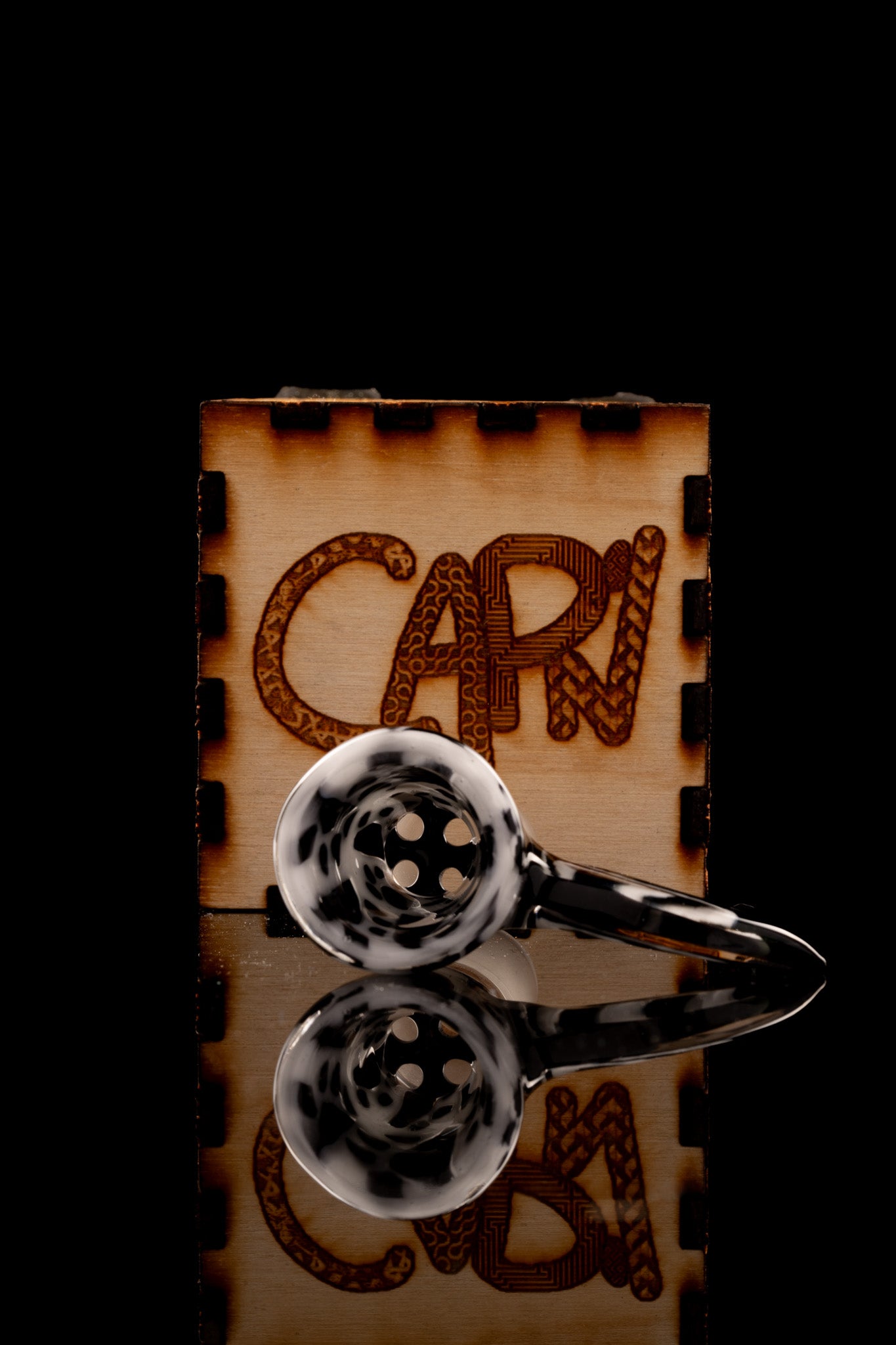 Crunkelstein Glass - 18mm 4 Hole Murrine Slide W/ UV Accents