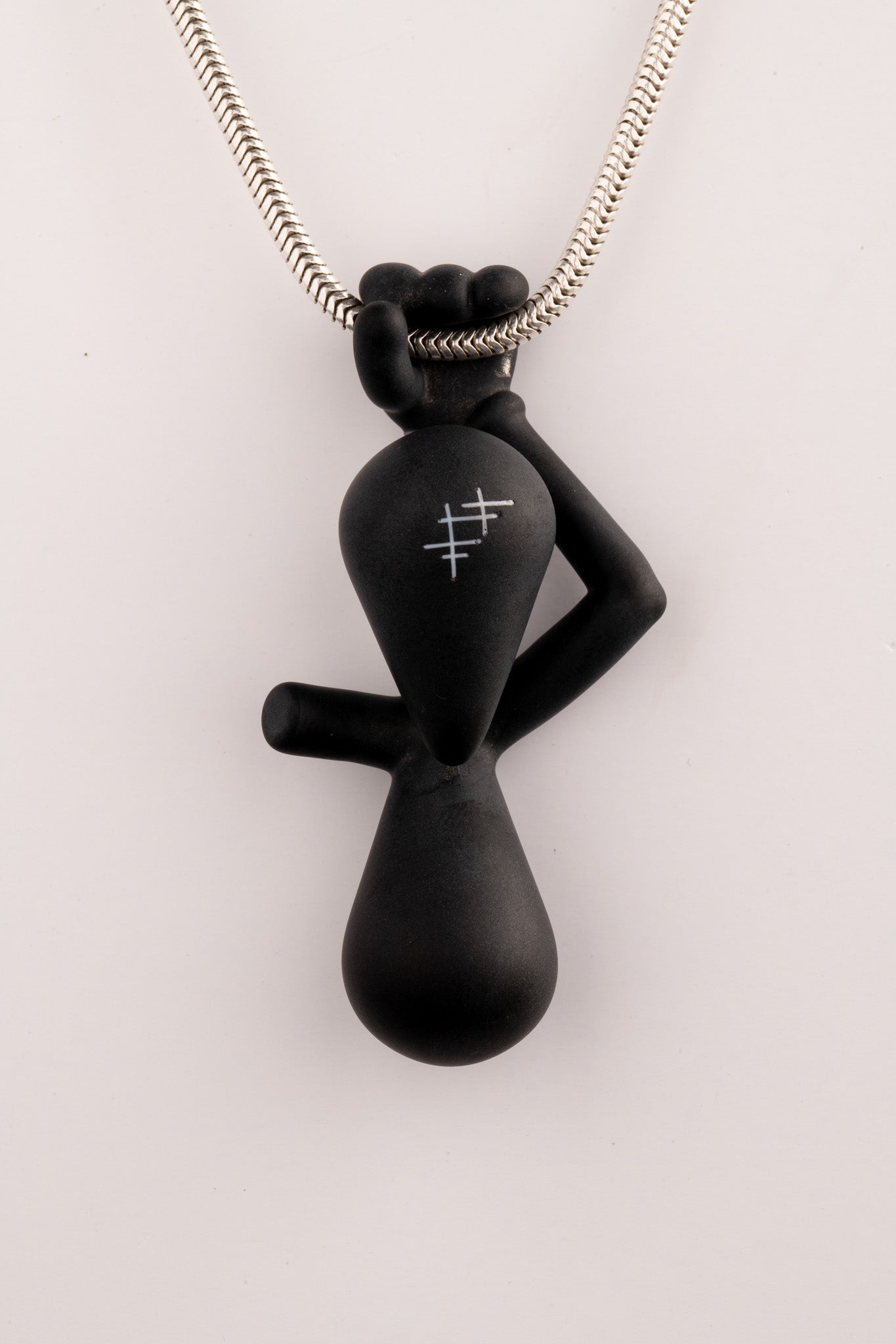 Yunk Glass - Hanging In There Pendant - Black