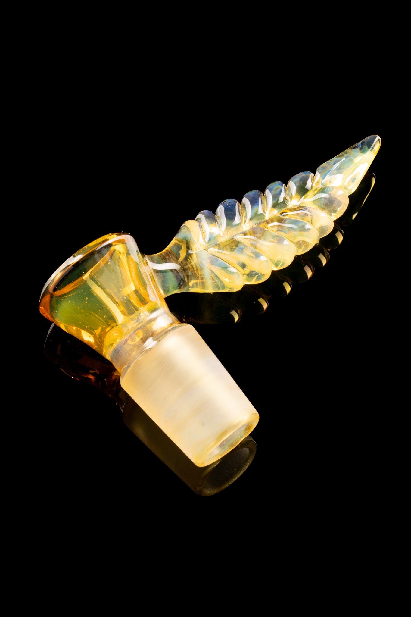 Asu Glass - Full Work 18mm 3 Hole w/ Leaf Handle - Vaxxine
