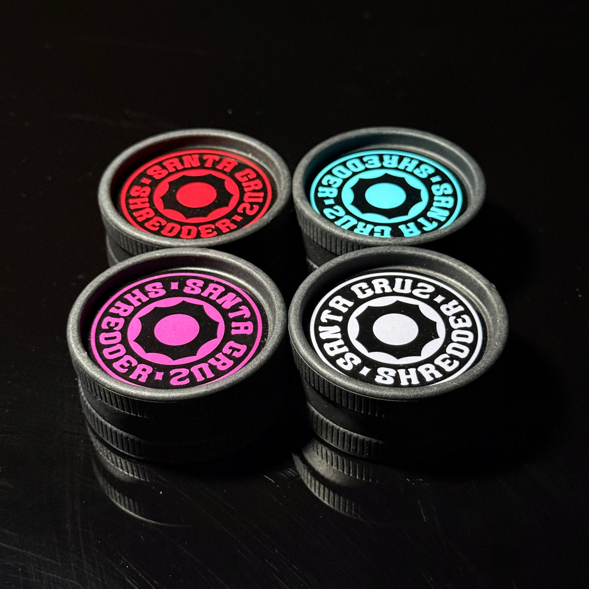 Santa Cruz - 2 Piece Medium Hemp Grinder