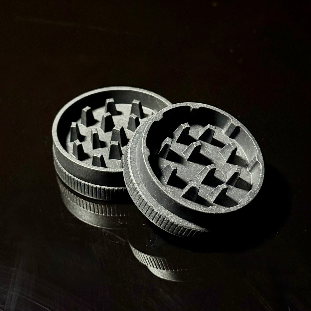 Santa Cruz - 2 Piece Medium Hemp Grinder
