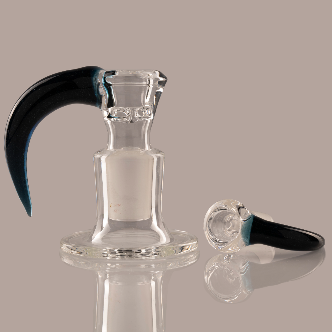 Green Belt Glass - 18mm 4 Hole Accented Horn Slide - 12