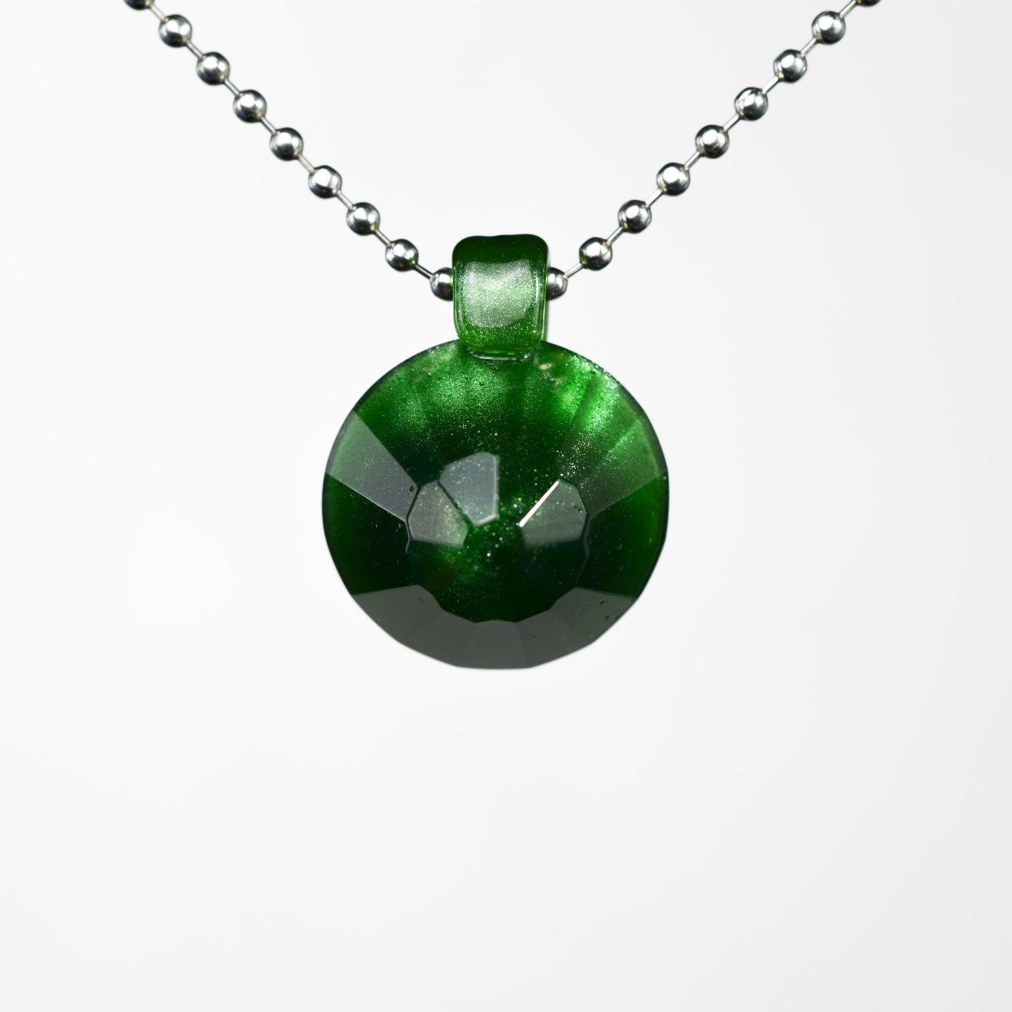 Mimzy - Faceted Mighty Moss Pendant